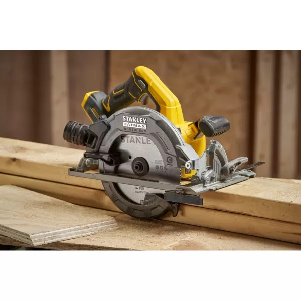 Aku bezuhlíková okružní pila 18V bez aku STANLEY FATMAX V20 SFMCS551B