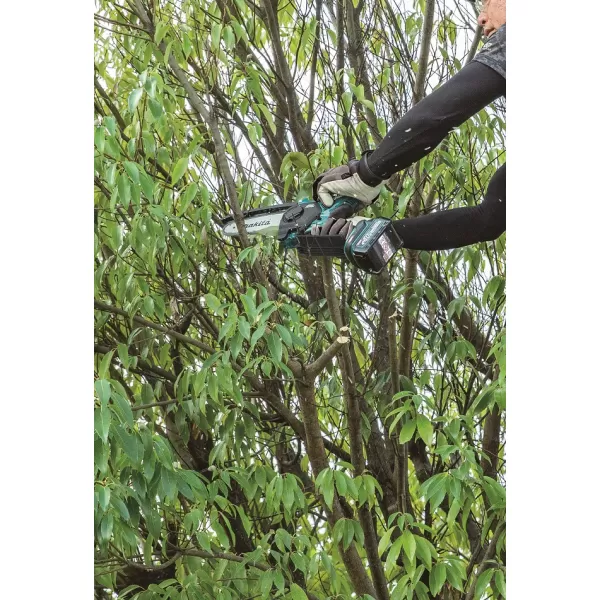 Aku prořezávací pila 150 mm Li-ion XGT 40V bez aku Makita UC029GZ01