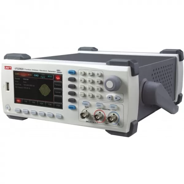 Generátor UNI-T UTG2025A (25MHz) 07730086