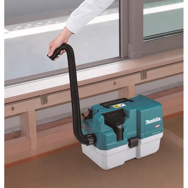 Aku vysavač Li-ion XGT 40V bez aku Makita VC014GLZ