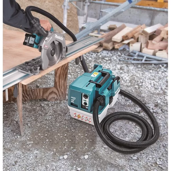 Aku vysavač s AWS Li-ion XGT 40V bez aku Makita VC013GLZ