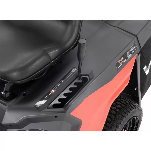 Zahradní traktor VeGA T66R