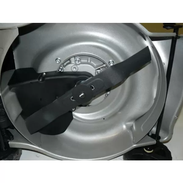 Benzínová sekačka s pojezdem VeGA 424 SDX 5in1