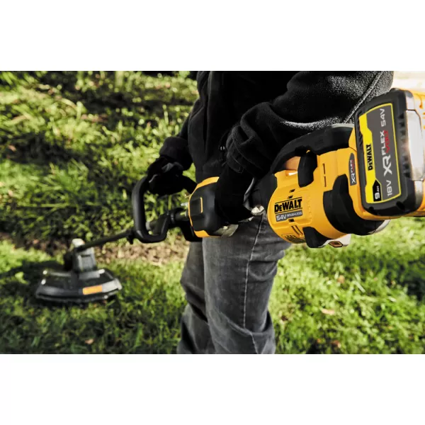Aku strunová sekačka 54V/1x9,0Ah DeWALT FLEXVOLT DCMAS5713X1