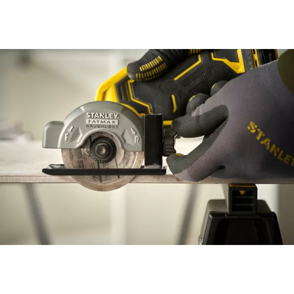 Aku univerální řezačka V20 18V bez aku Stanley FatMax SFMCM300B