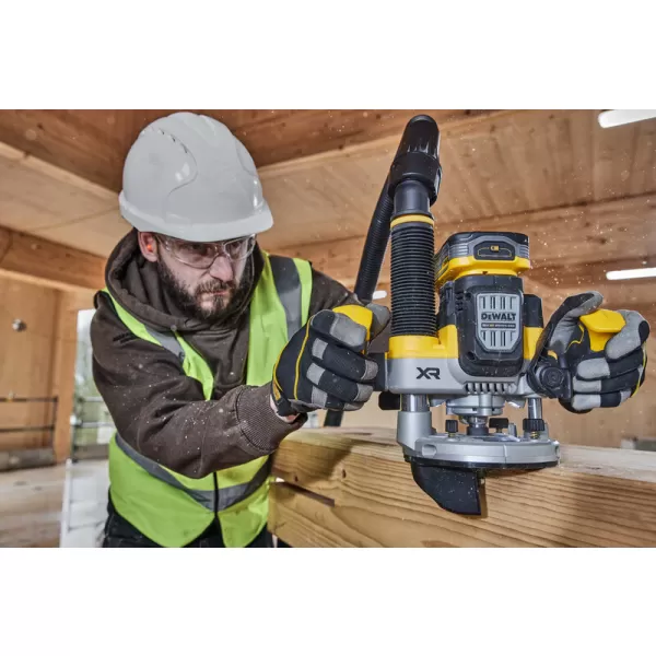 Aku bezuhlíková horní frézka 70mm 18V bez aku DeWALT DCW620NT