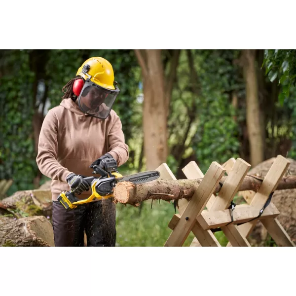 Aku bezuhlíková řetězová pila V20 18V bez aku Stanley FatMax SFMCCS730B