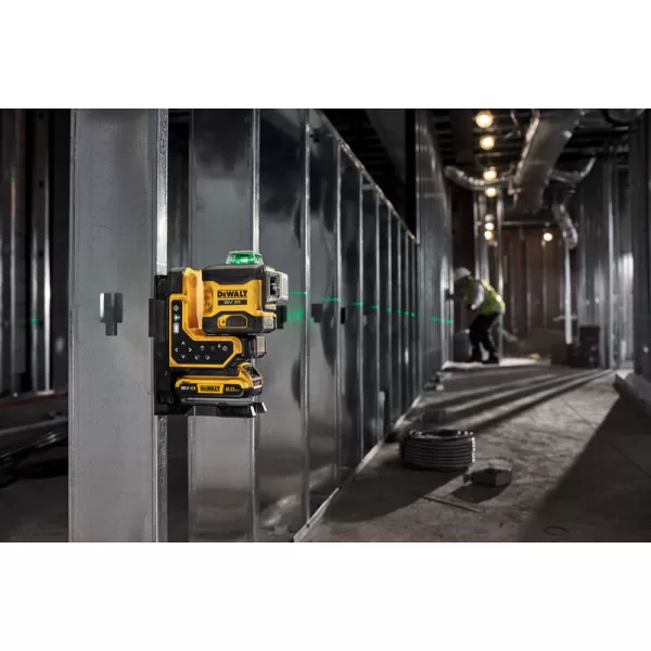 Aku multiline laser zelený 3x360° s dálkovým ovládáním 18V 1x2,0Ah DeWALT DCLE34035D1