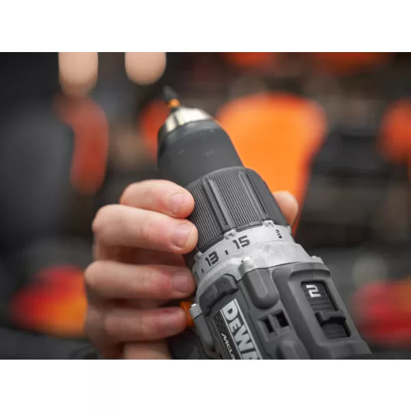 Kombosada aku nářadí 18V/2x5,0Ah limitovaná edice McLaren DeWALT DCK200MP2T