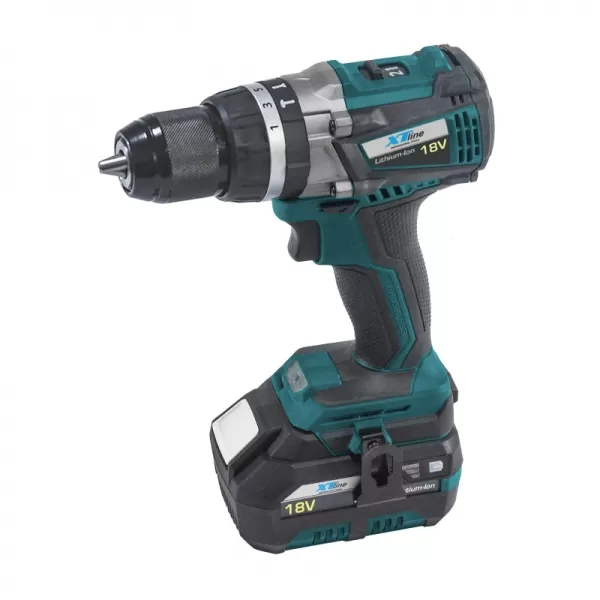 Aku vrtačka s příklepem bezuhlíková 18V + 2baterie + kufr XTline XT102865