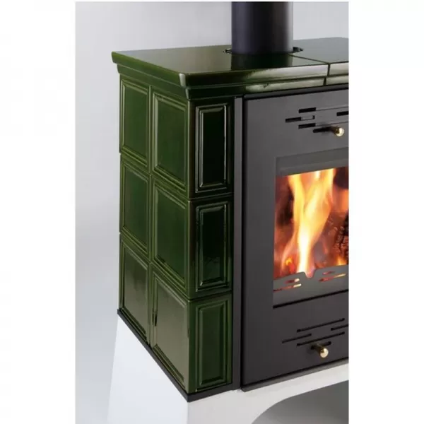 Kachlová kamna černá, zelené kachle Haas+Sohn EBOLI