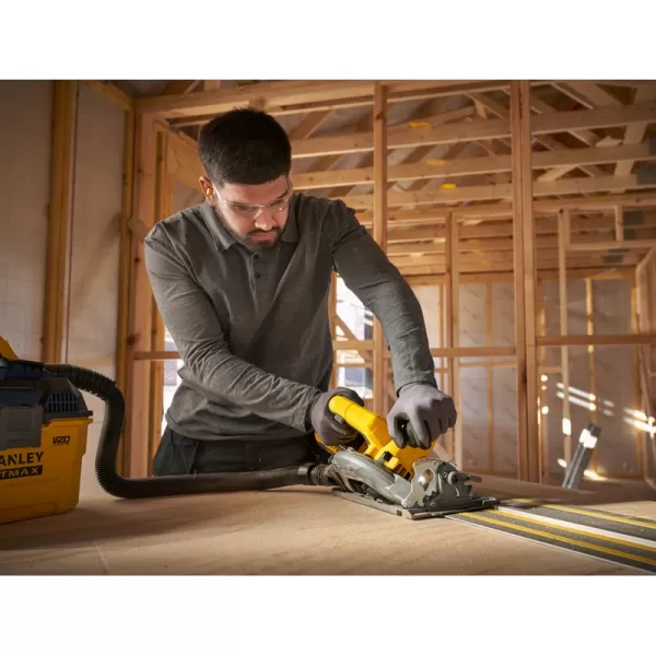 Aku okružní pila 18V/1x4,0Ah STANLEY FATMAX V20 SFMCS551M1T